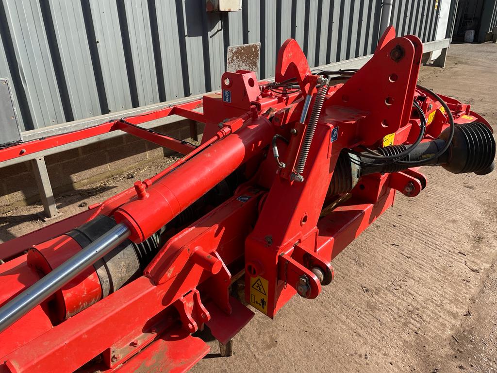 KUHN 6M POWER HARROWS